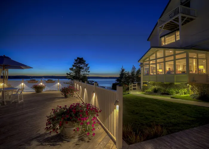Spruce Point Inn Resort And Spa